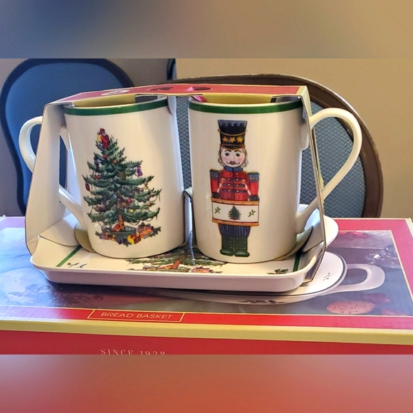 Spode Christmas tree Nutcracker Mugs & Tray 3 piece set-Good for Christmas gift - Picture 3 of 5